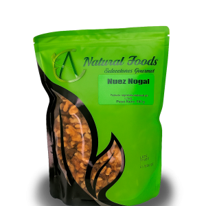 NUEZ DEL NOGAL MARIPOSA ENTERA